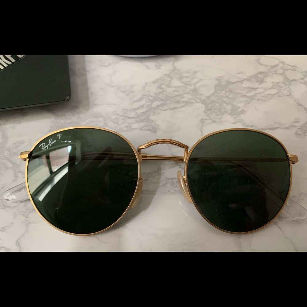 NWOT Ray-Ban polarized round metal classic